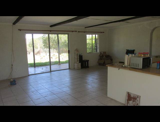 8HA FARM FOR SALE IN KOMGA